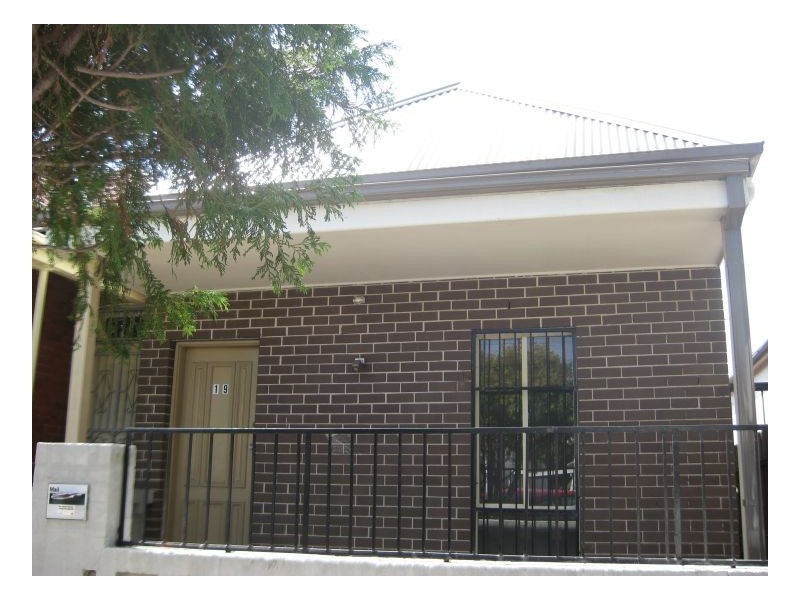 19 Calvert Street, Marrickville NSW 2204