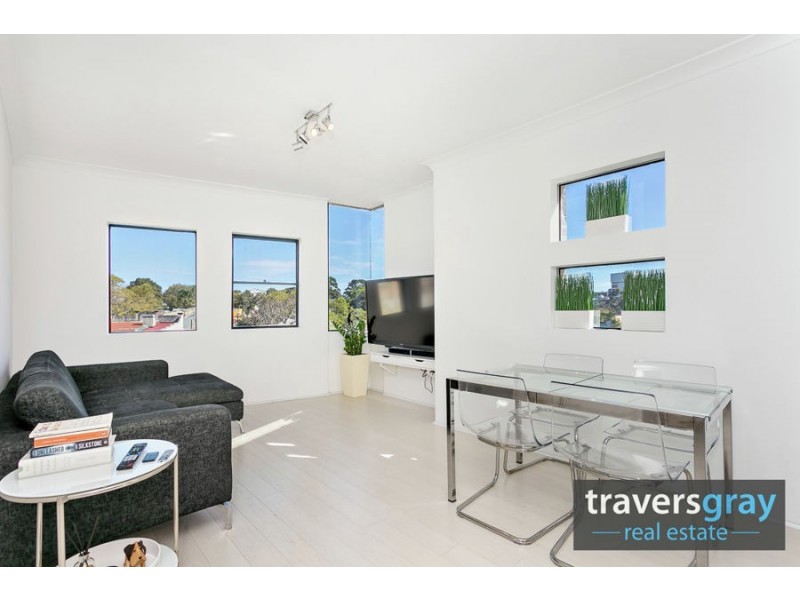 13/2 Wiley St., Chippendale NSW 2008