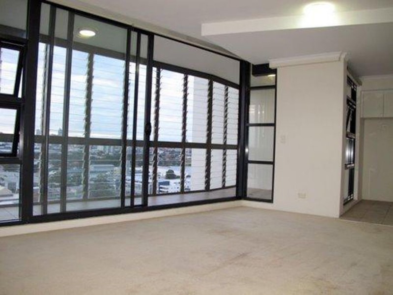 1502/221-229 Sydney Park Road, Erskineville NSW 2043