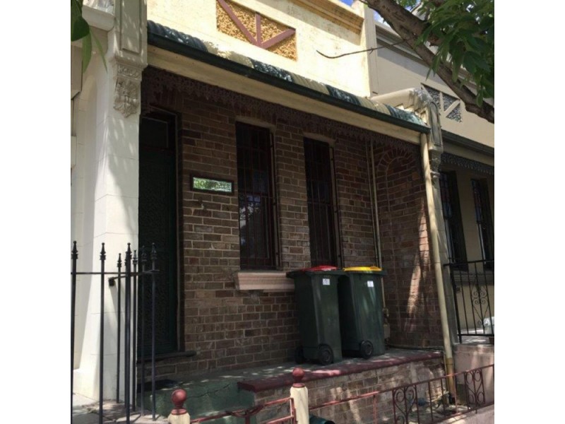 64 May Street, St Peters NSW 2044