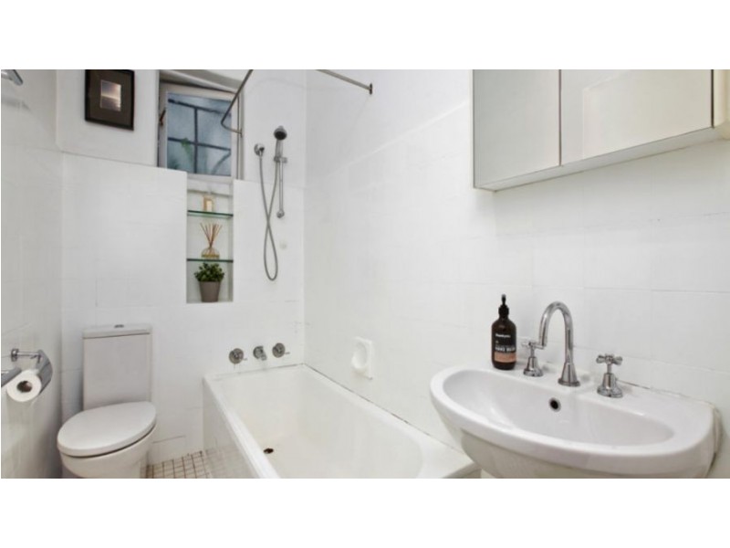 3/241 Old South Head Road, Bondi NSW 2026