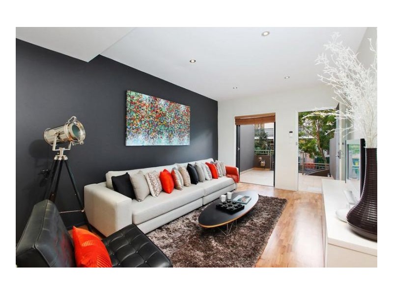 2/198 George St, Erskineville NSW 2043