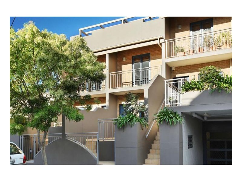 2/198 George St, Erskineville NSW 2043