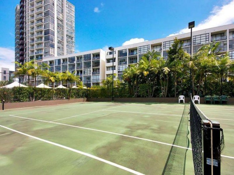 1303/221-229 Sydney Park Road, Erskineville NSW 2043