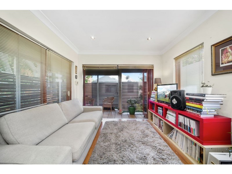 2/62 Erskineville Road, Erskineville NSW 2043