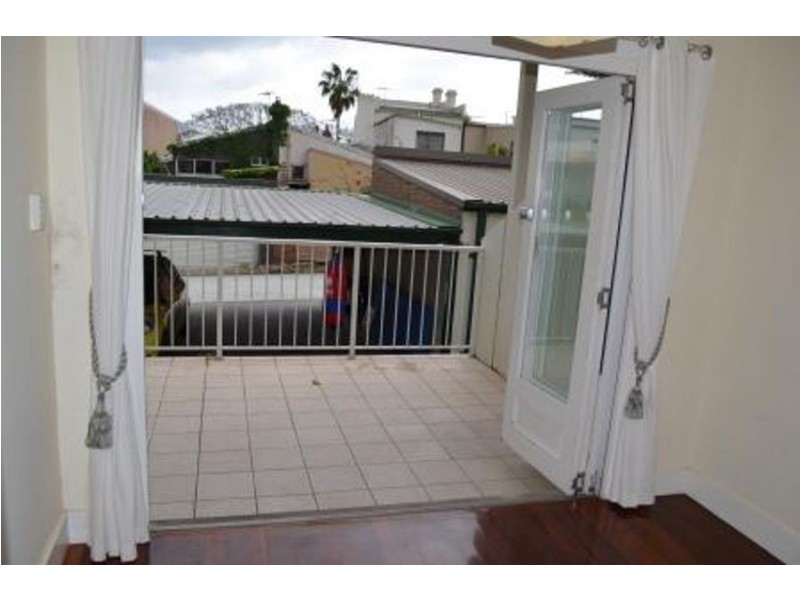 1/151 Edgecliff Road, Woollahra NSW 2025