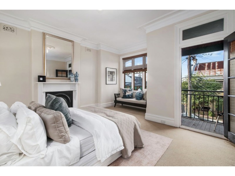 18 Cavendish Street, Enmore NSW 2042