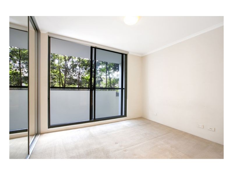 211/221 Sydney Park Rd, Erskineville NSW 2043