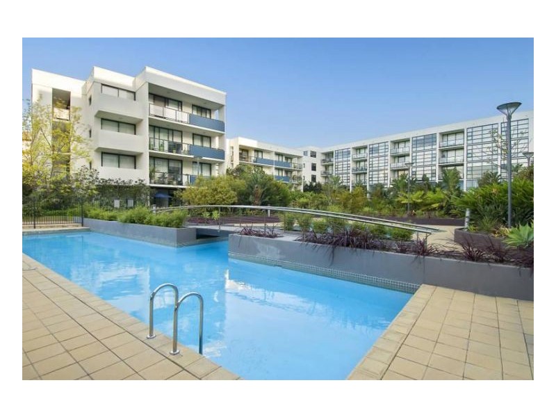 211/221 Sydney Park Rd, Erskineville NSW 2043