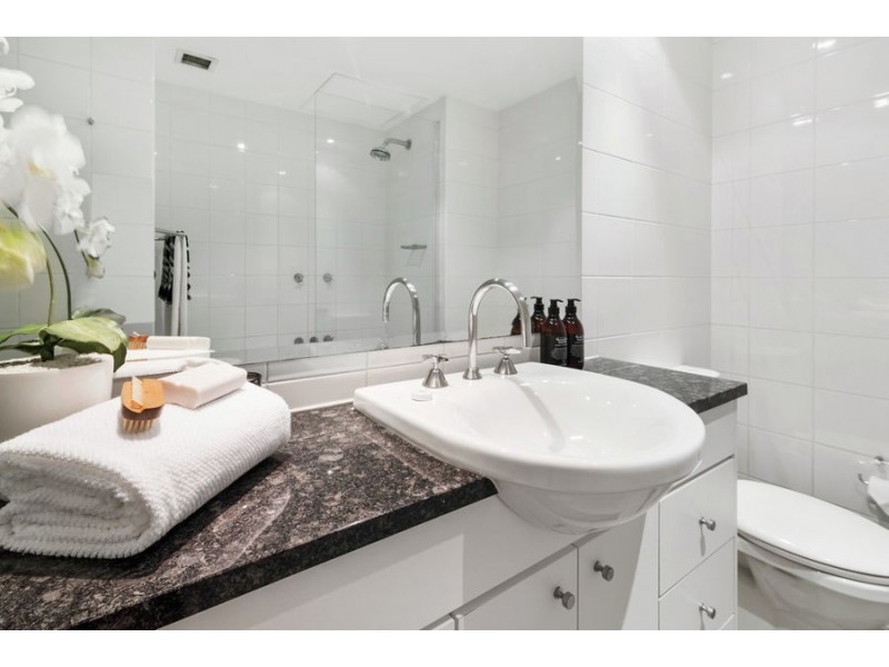 L183/221-229 Sydney Park Road, Erskineville NSW 2043