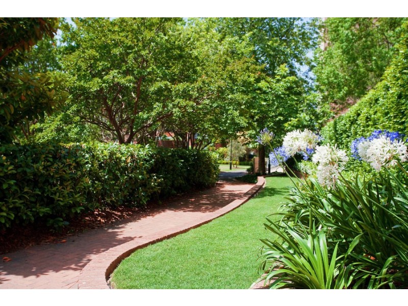 C307/6-8 Crescent Street (AKA 780 Bourke Street ), Redfern NSW 2016