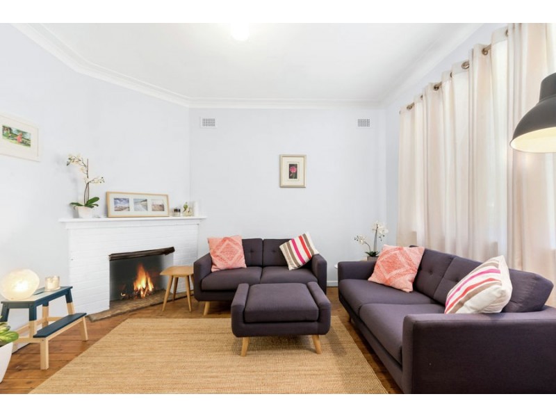 39 Napoleon Street, Riverwood NSW 2210