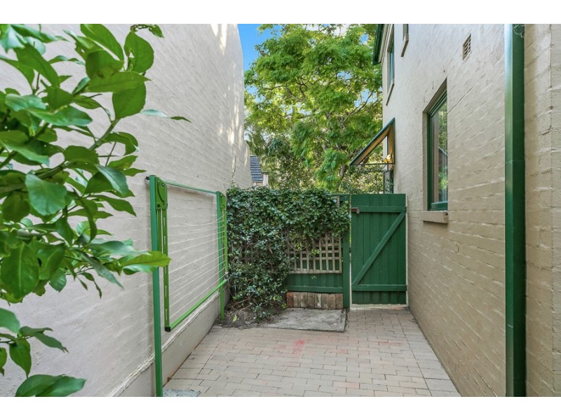 4 Cains Place, Waterloo NSW 2017