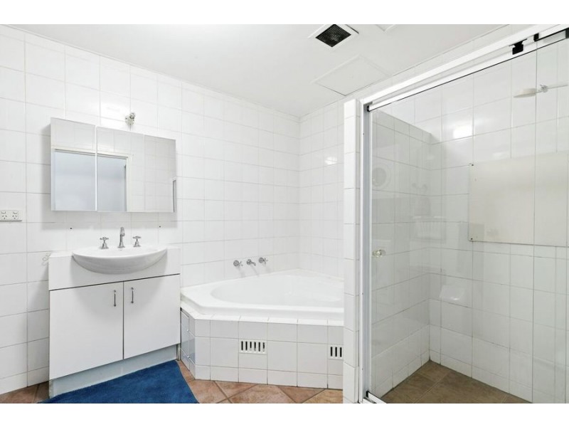 113/1 Missenden Road, Camperdown NSW 2050