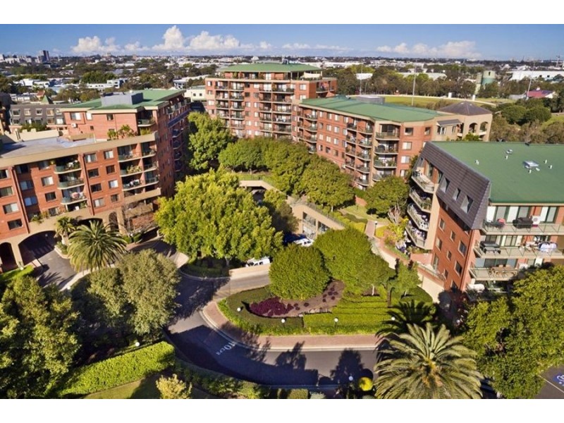 13601/177 Mitchell Road, Erskineville NSW 2043