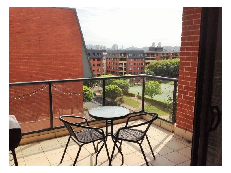 13601/177 Mitchell Road, Erskineville NSW 2043