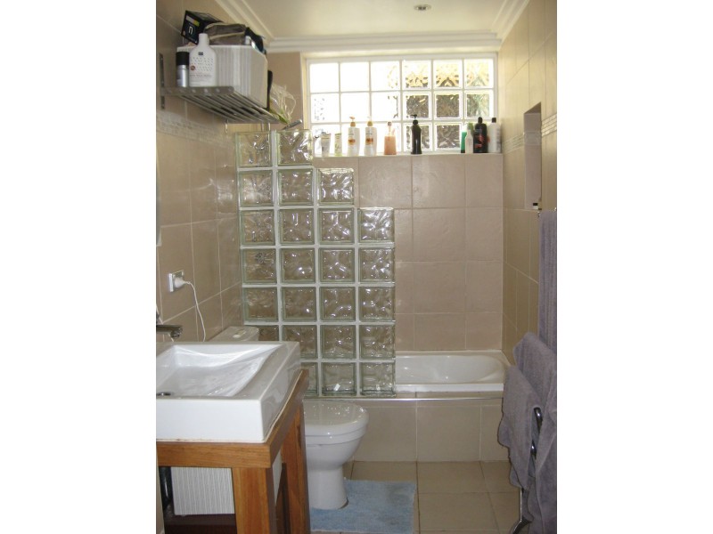 10 Middle St, Marrickville NSW 2204