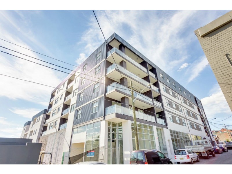 18/19 Hutchinson Street, St Peters NSW 2044