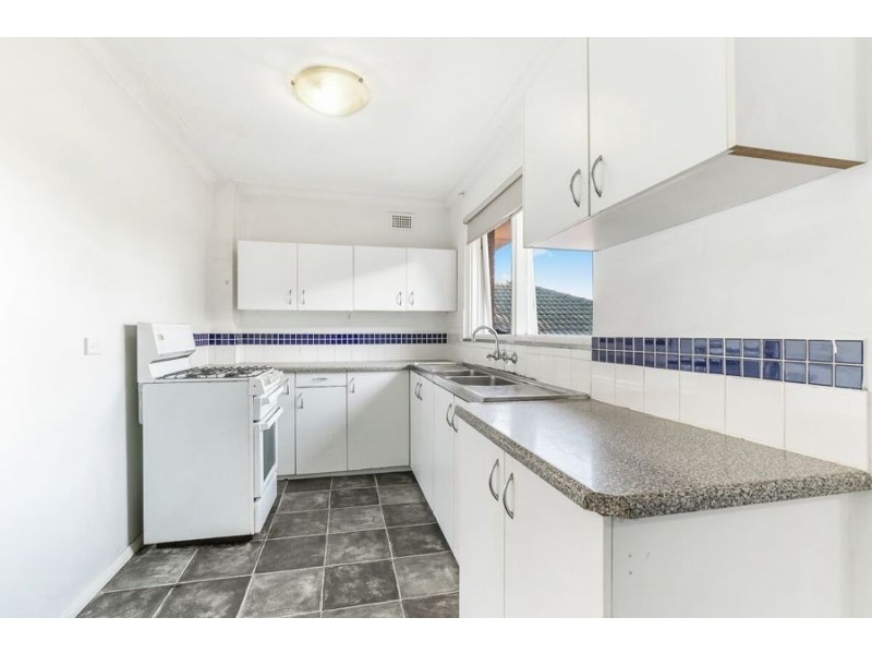 4 St Judes Cres, Campsie NSW 2194