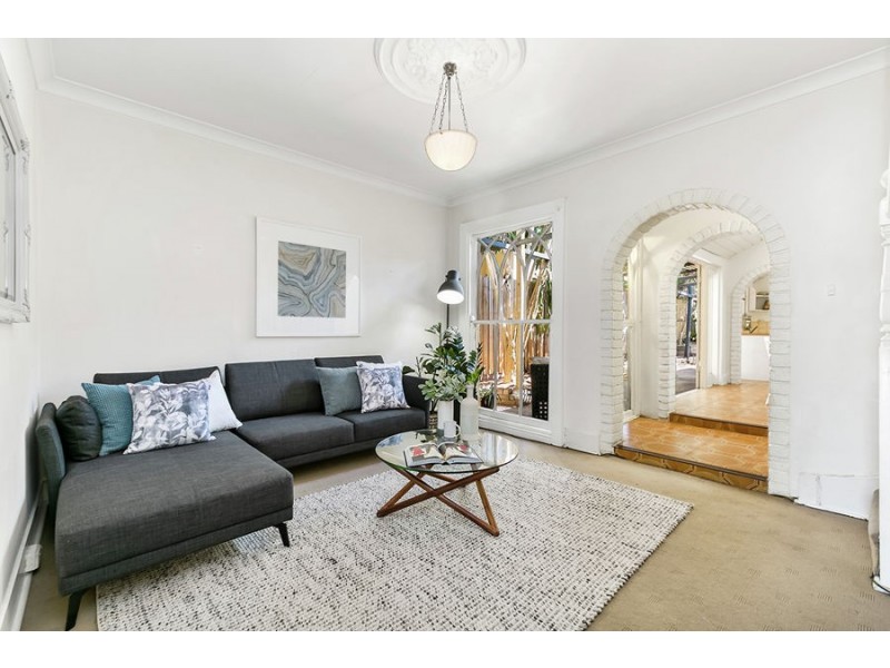 6 Lynch Avenue, Enmore NSW 2042