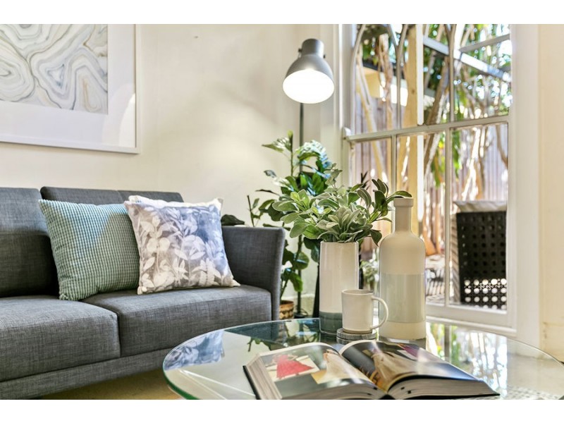 6 Lynch Avenue, Enmore NSW 2042