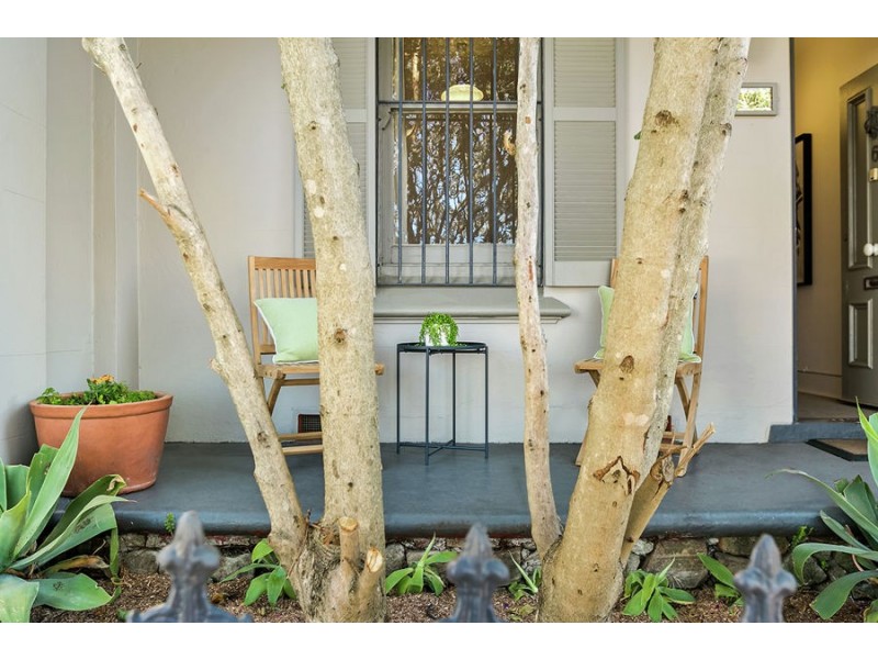 6 Lynch Avenue, Enmore NSW 2042