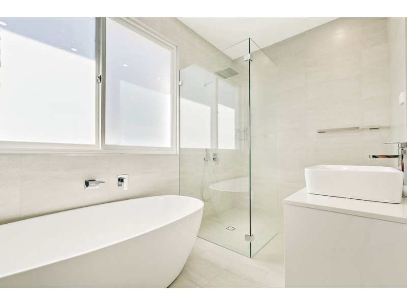 12 Goodwin Ave, Ashfield NSW 2131