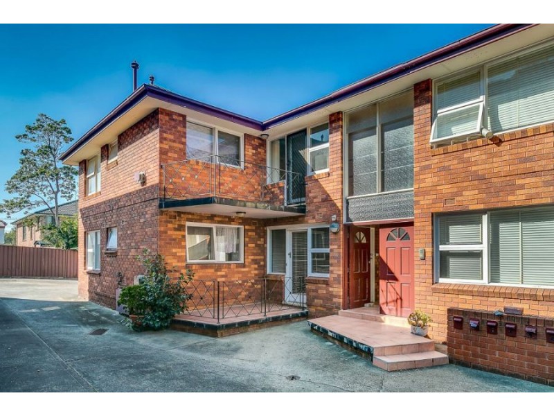 1/4 St Jude Crescent, Campsie NSW 2194