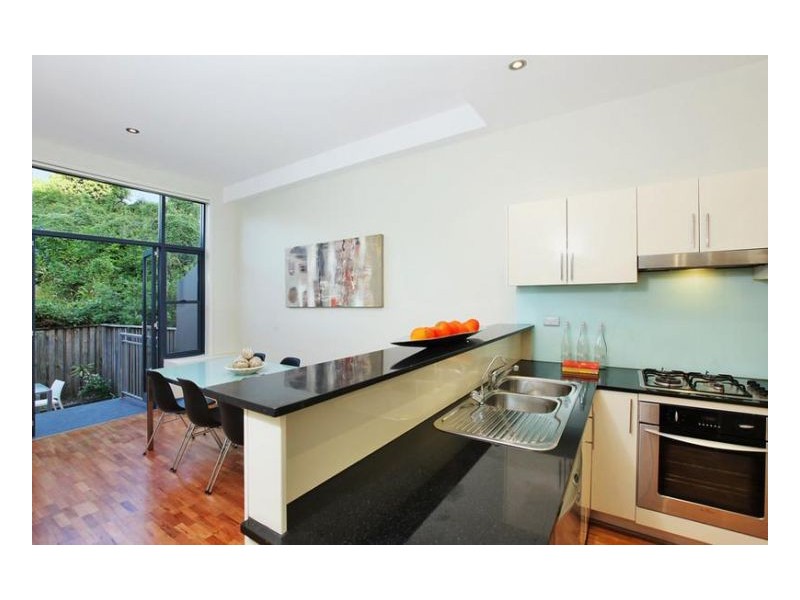 2/198 George St, Erskineville NSW 2043