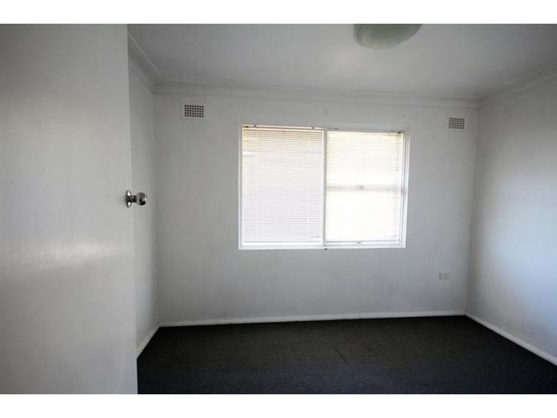 3/5 St Jude Crescent, Campsie NSW 2194