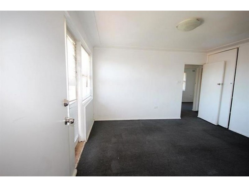 3/5 St Jude Crescent, Campsie NSW 2194