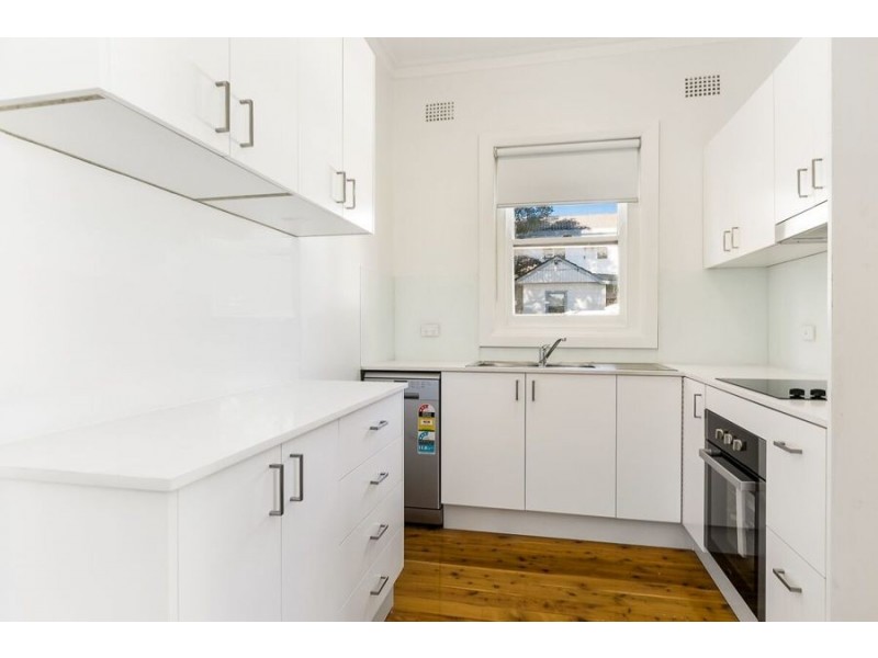 14 Chelmsford Ave, Botany NSW 2019