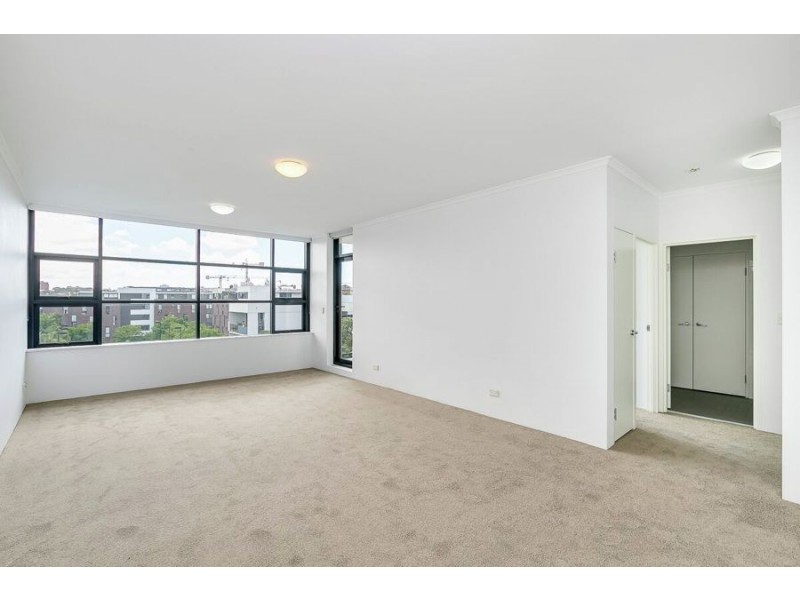 551/221 Sydney Park Road, Erskineville NSW 2043