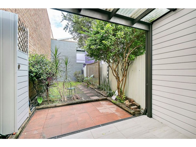 76 May St, St Peters NSW 2044
