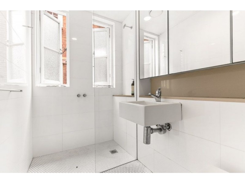 3/50 Sir Thomas Mitchell Rd, Bondi Beach NSW 2026