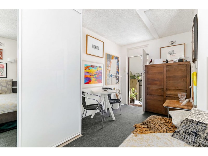 15/147 Brougham Street, Woolloomooloo NSW 2011