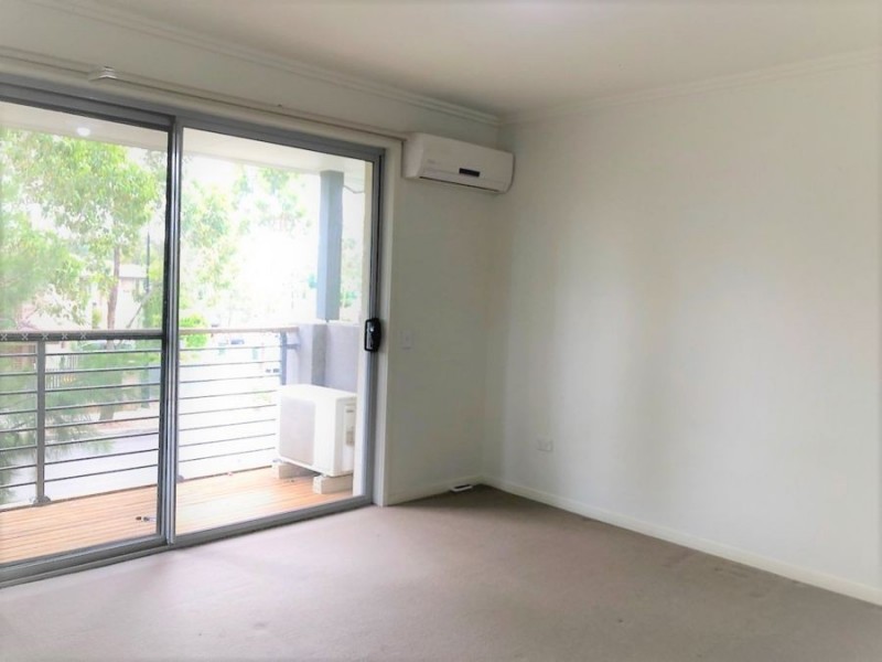 37 Reeves Crescent, Bonnyrigg NSW 2177