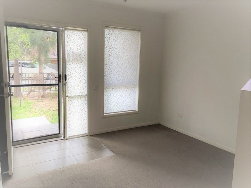 37 Reeves Crescent, Bonnyrigg NSW 2177