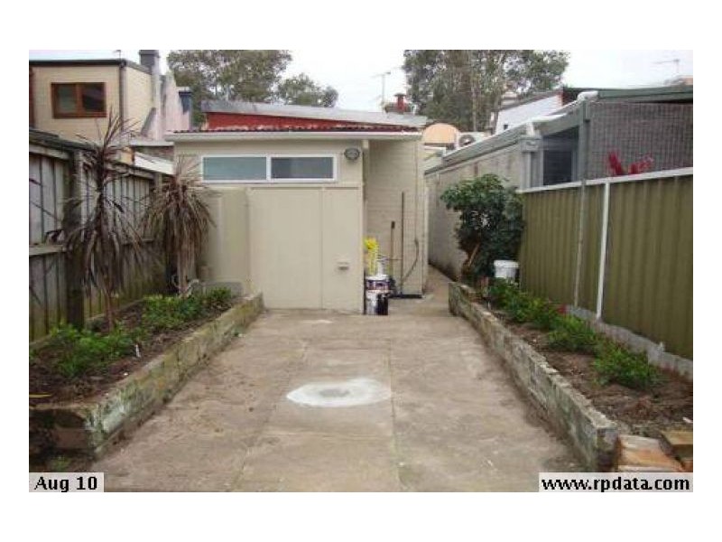 64 Burren St, Erskineville NSW 2043