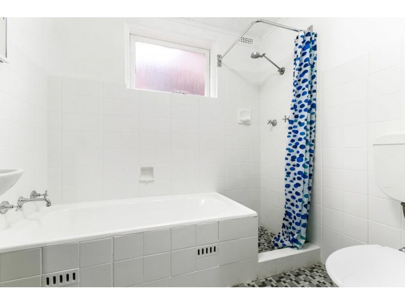 1/5 St Jude Crescent, Belmore NSW 2192
