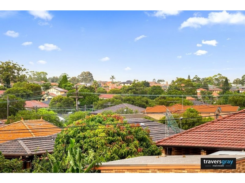 4/5 St Jude Crescent, Belmore NSW 2192