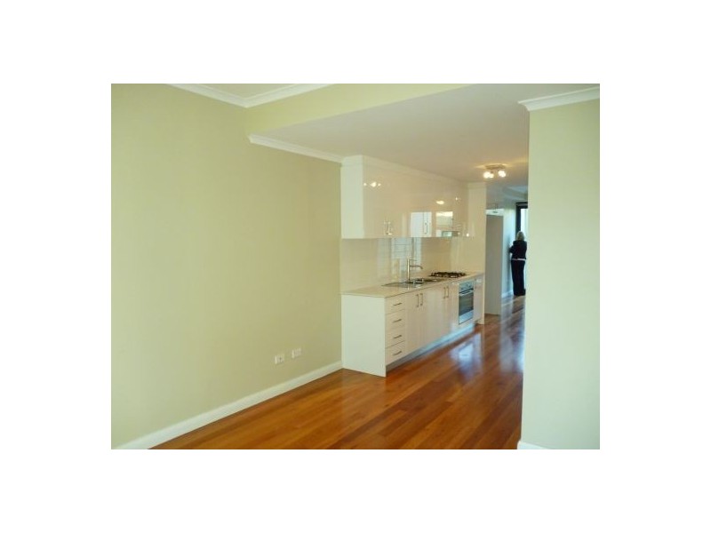 70 Erskineville Rd, Erskineville NSW 2043