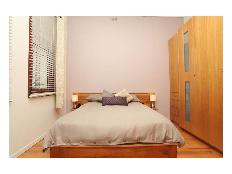 62 May Street, St Peters NSW 2044