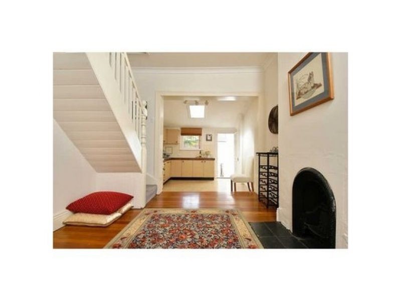 20 Whitehorse Street, Newtown NSW 2042