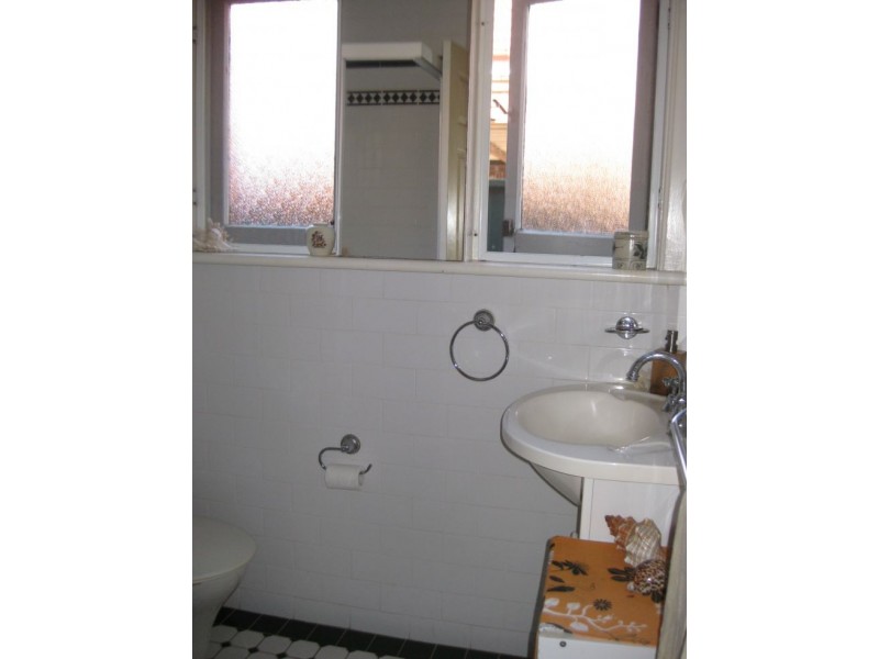 4 Carboona Avenue, Tempe NSW 2044