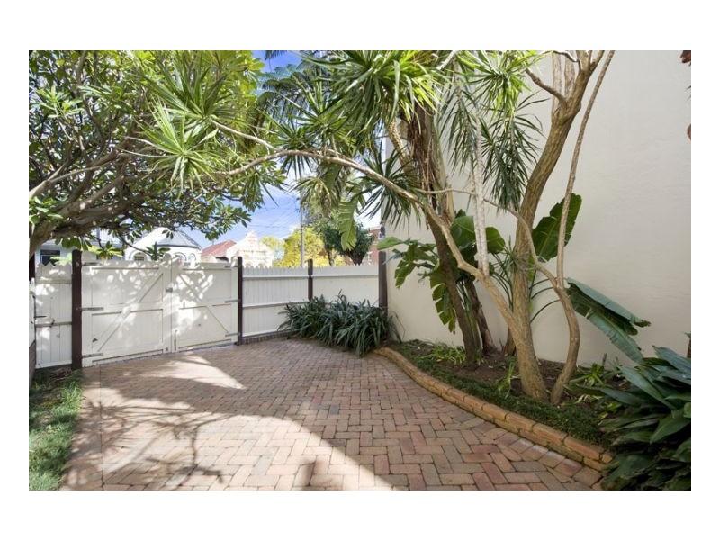 35 Phillip Street, Newtown NSW 2042