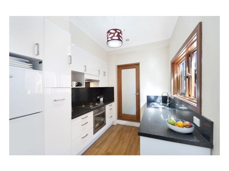 22a Henderson Road, Alexandria NSW 2015