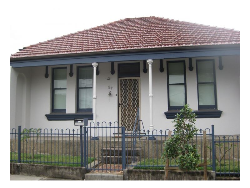 54 Yelverton Street, St Peters NSW 2044