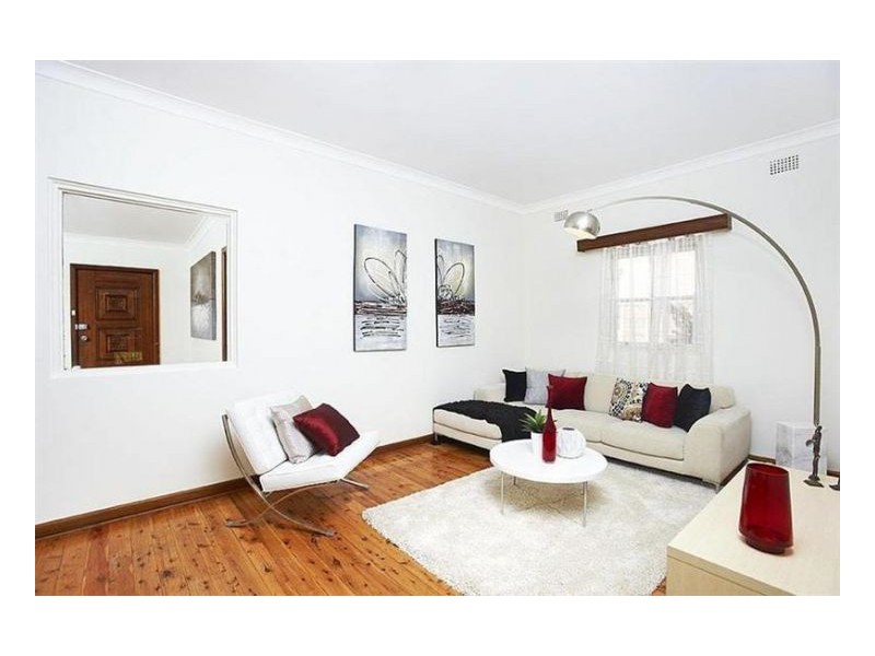 12 Goodwin Avenue, Ashfield NSW 2131