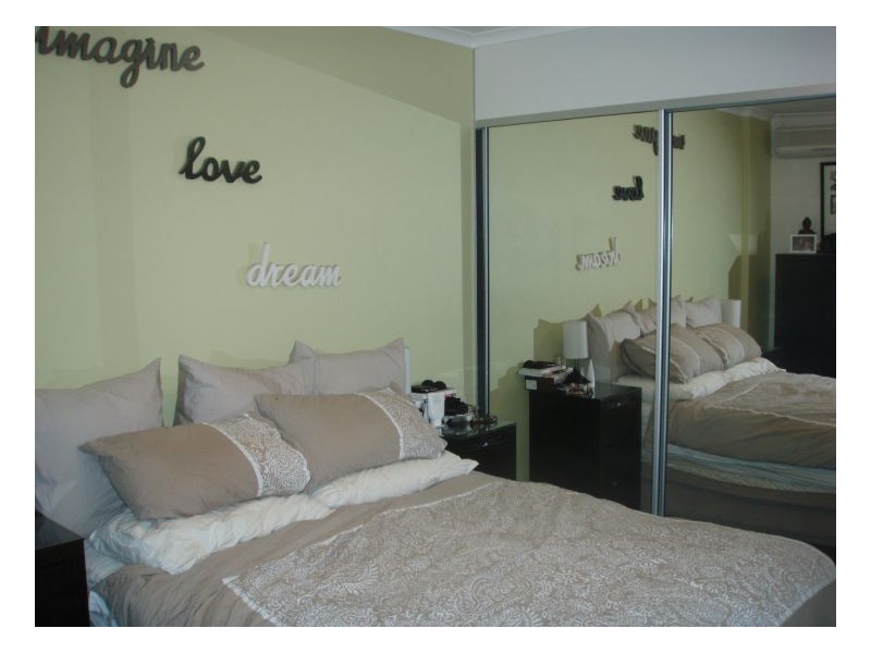 C307/780 Bourke Street (enter Via 6 Crescent Street ), Redfern NSW 2016